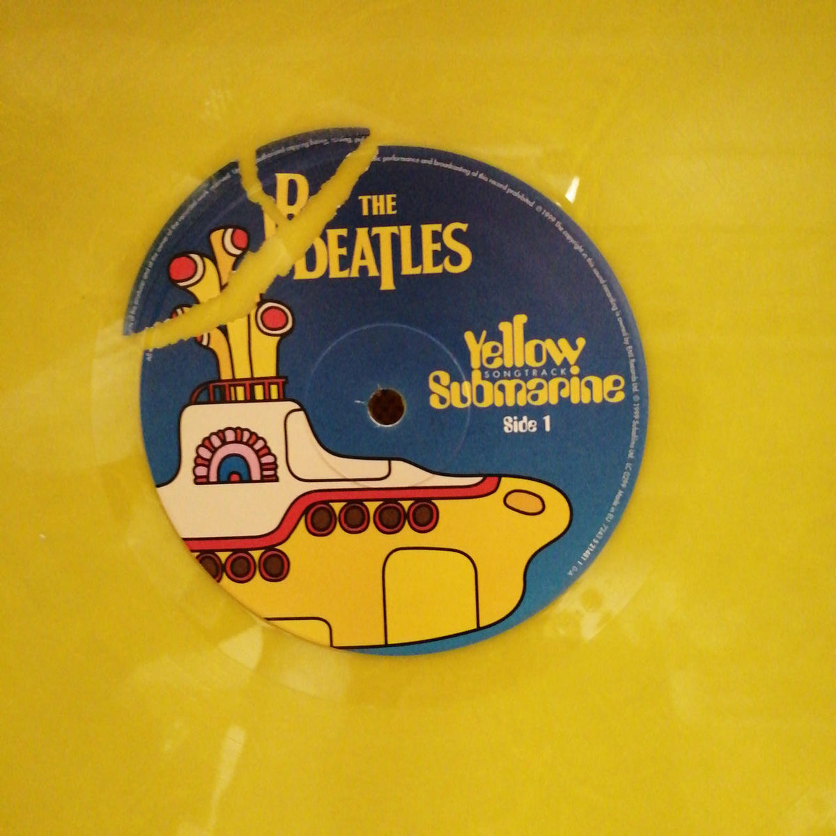 APPLE RECORDS THE BEATLES/YELLOW SUBMARINE S 7243 5 21481 1 0
