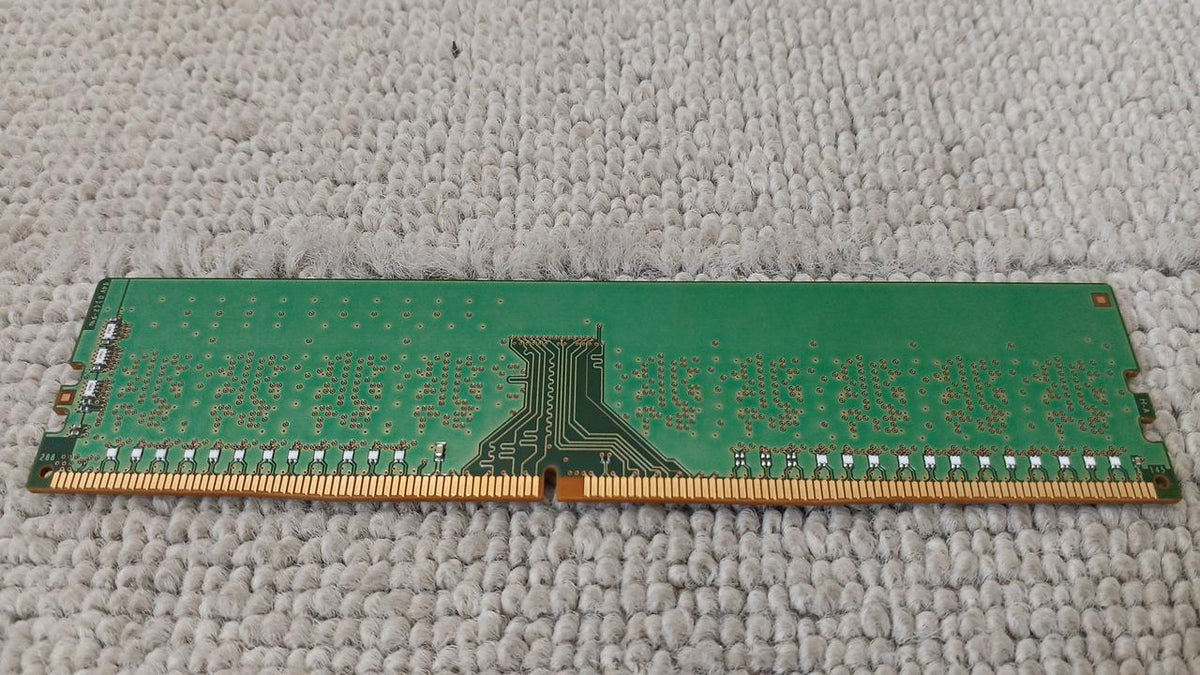 SKHYNIX Memory HMA81GU6MFR8N