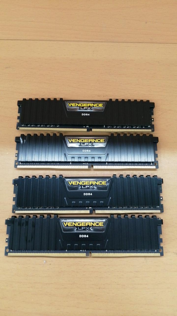 CORSAIR Memory (16GB × 4-card set) CMK32GX4M2A2666C16