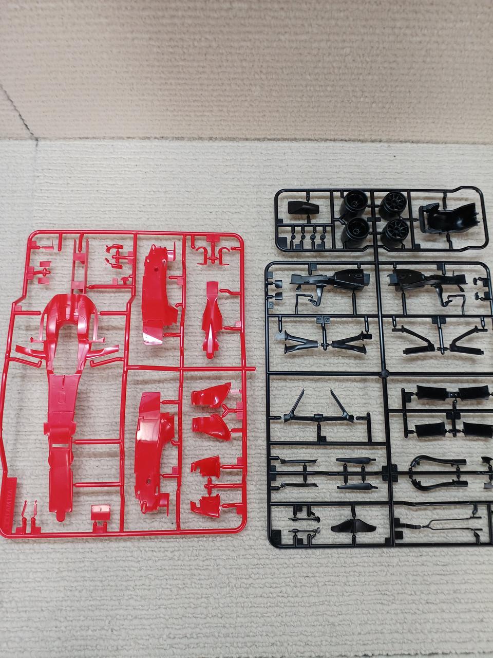 TAMIYA Ferrari SF70H Display Model 1/20 Grand Prix Collection