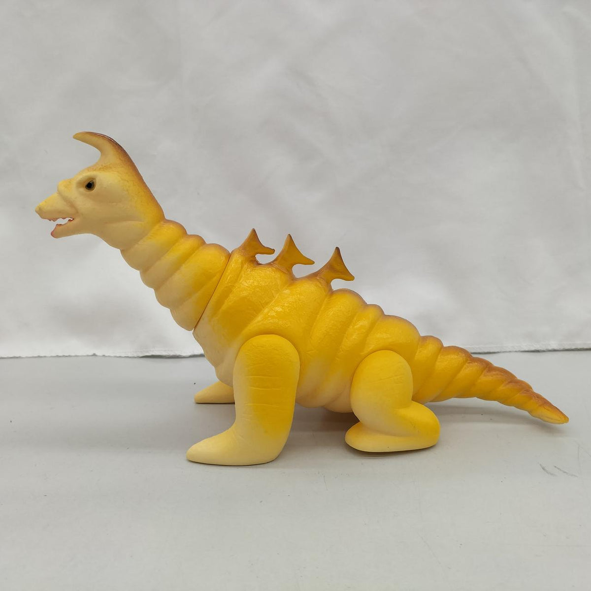 Burmak Monster Soft Vinyl Goldon - Burmak Banzai Hobby