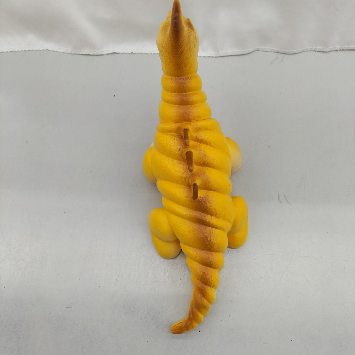 Burmak Monster Soft Vinyl Goldon - Burmak Banzai Hobby