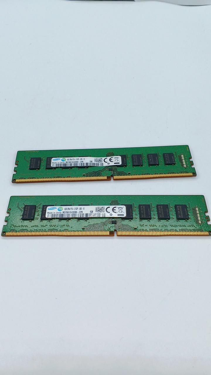 SAMSUNG Memory: DDR4 8GB × 2-Die M378A1G43DB0-CPB