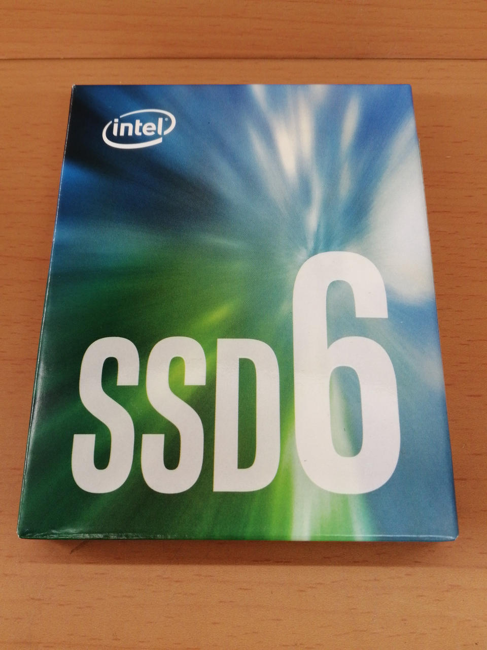 INTEL SSD 1024GB