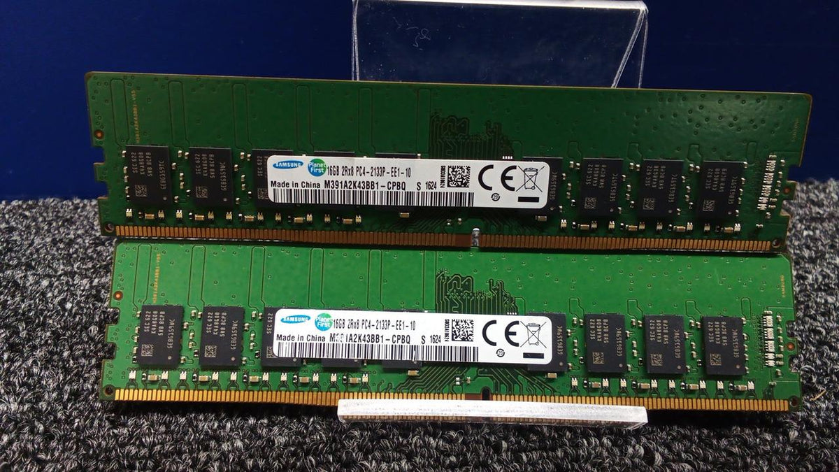 SAMSUNG Memory: DDR4 16GB 2-disc set of M391A2K43BB1-CPBQ