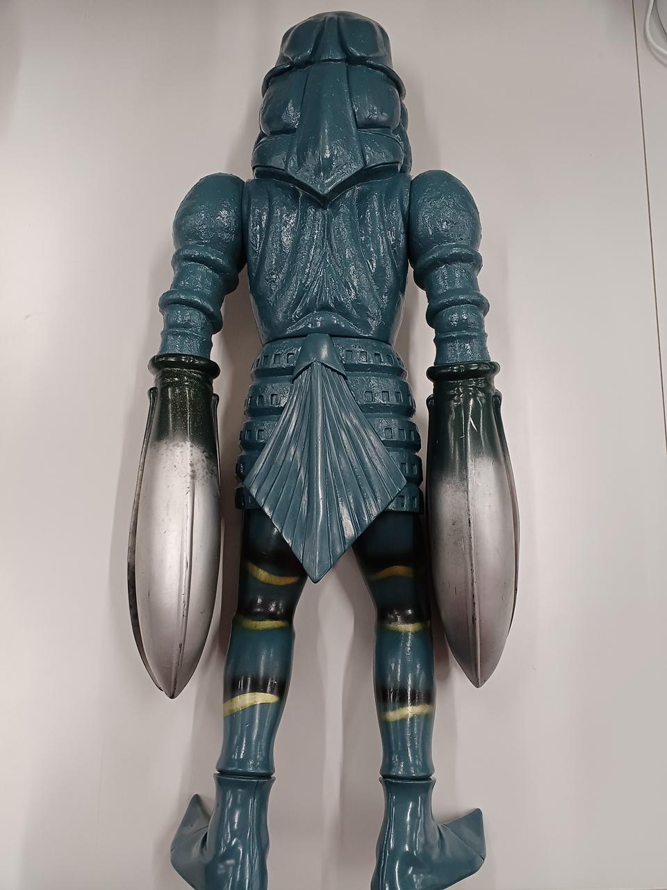 BANDAI Big Soft Vinyl Baltan Alien - BANDAI Banzai Hobby