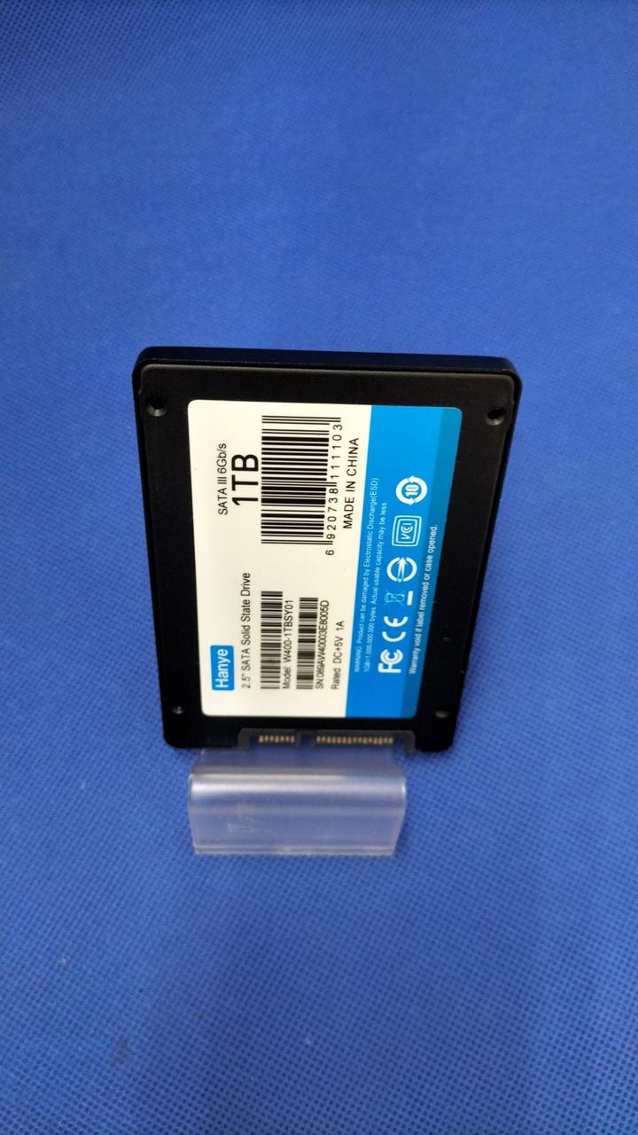 HANYE SATA SSD W400-1TBSY01