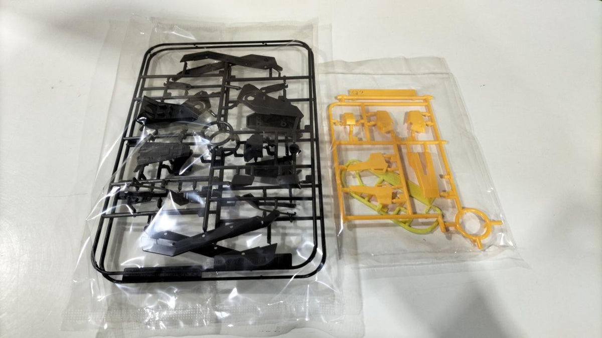 Bandai Gundam Evolve MG MSZ-006-3B Zeta Gundam Unit 3 Type B Gray