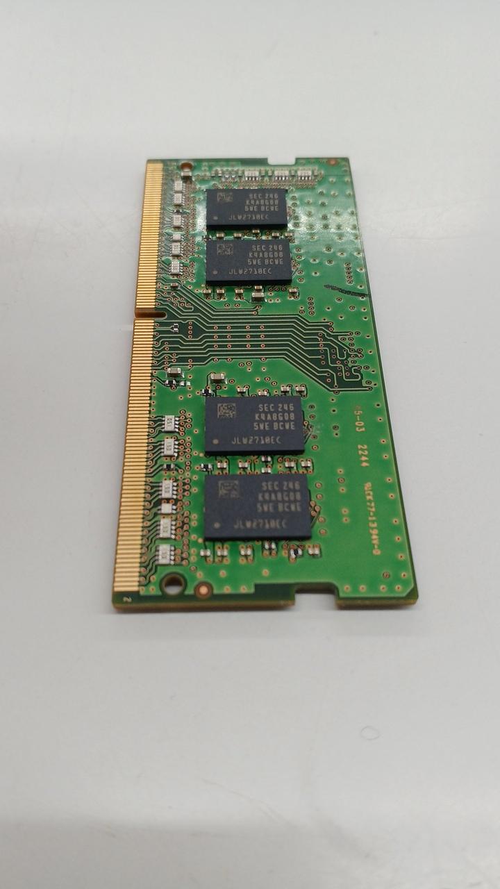 SAMSUNG DDR4 (8GB) Memory: M471A1K43EB1