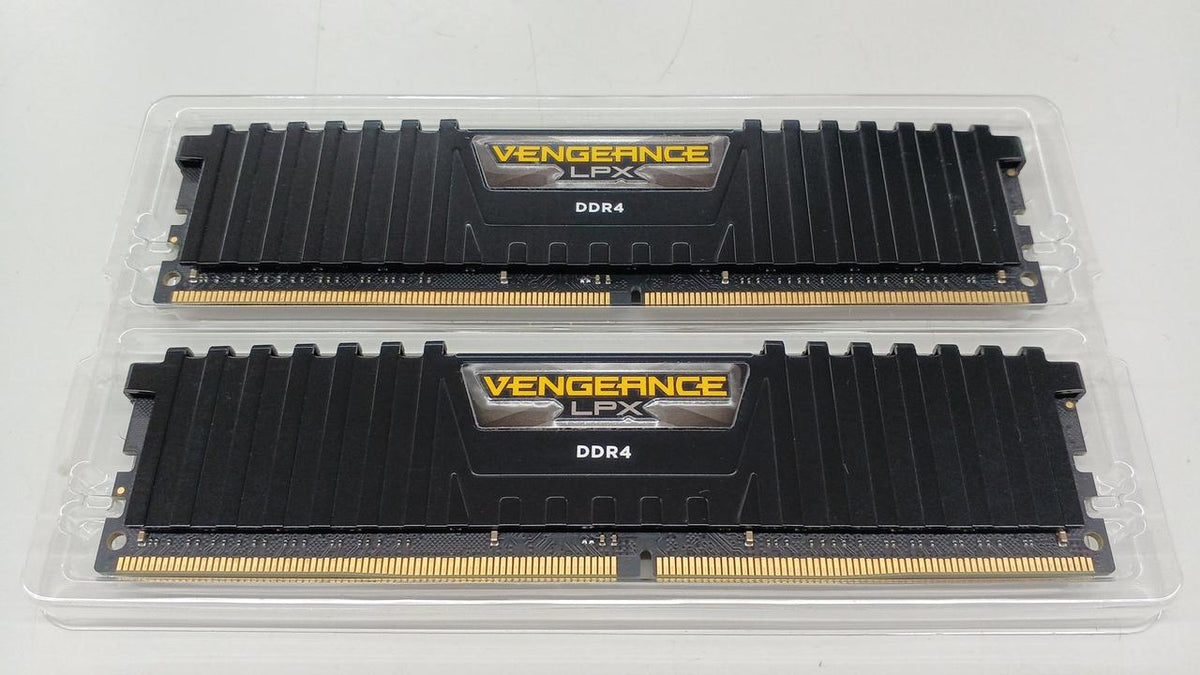 CORSAIR PC Memory CMK16GX4M2A2666C16