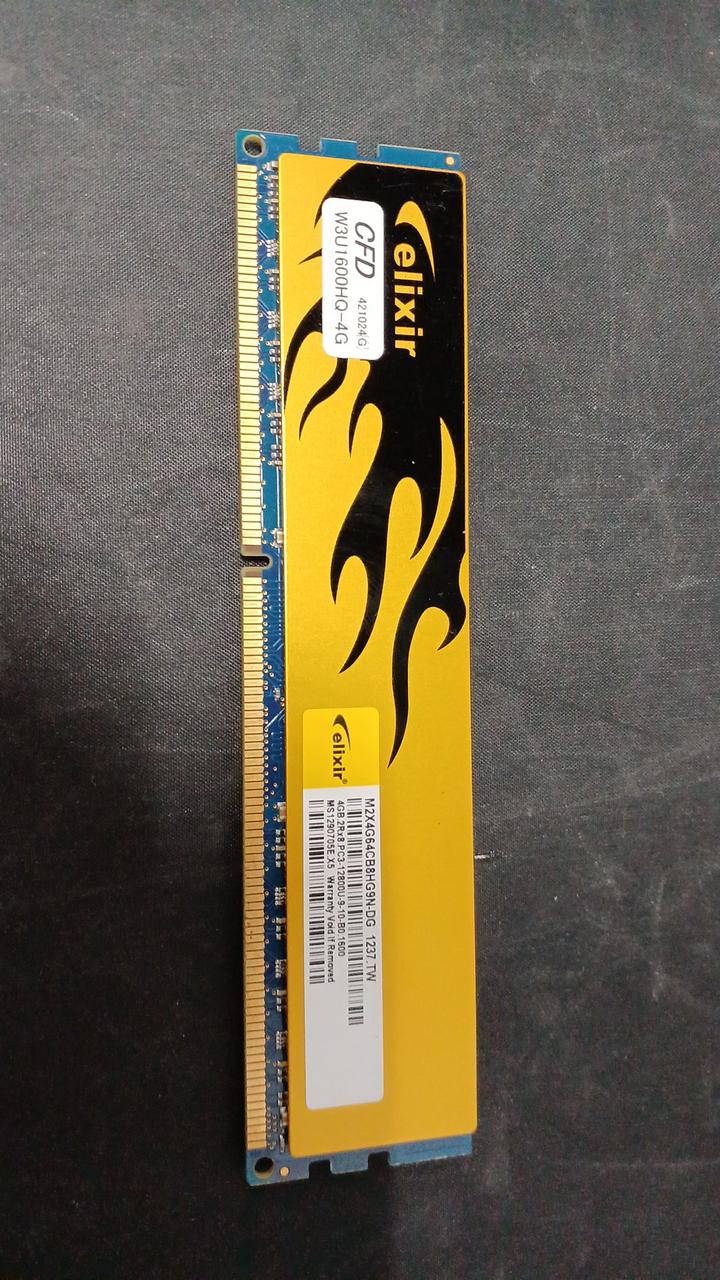 CFD DDR3 Memory 4GB 6-disc set W3U1600HQ-4G