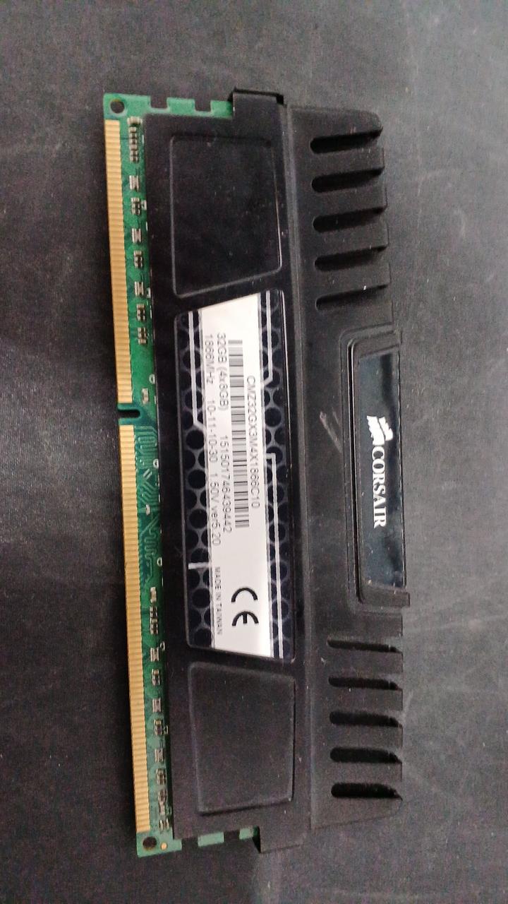 CORSAIR DDR3 Memory 32GB (8*4) CMZ32GX3M4X1866C10