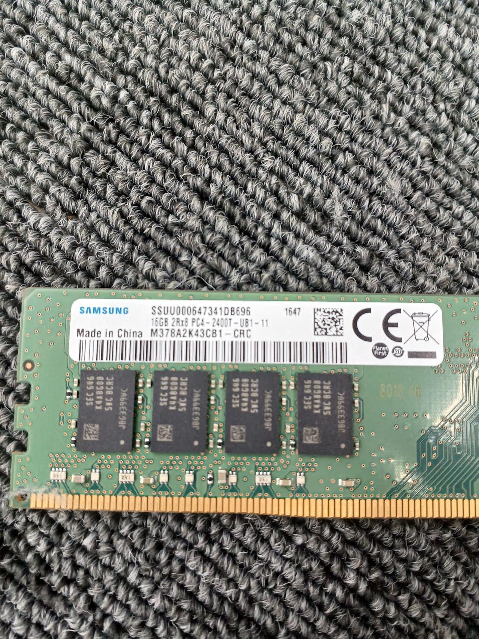 SAMSUNG Memory M378A2K43CB1