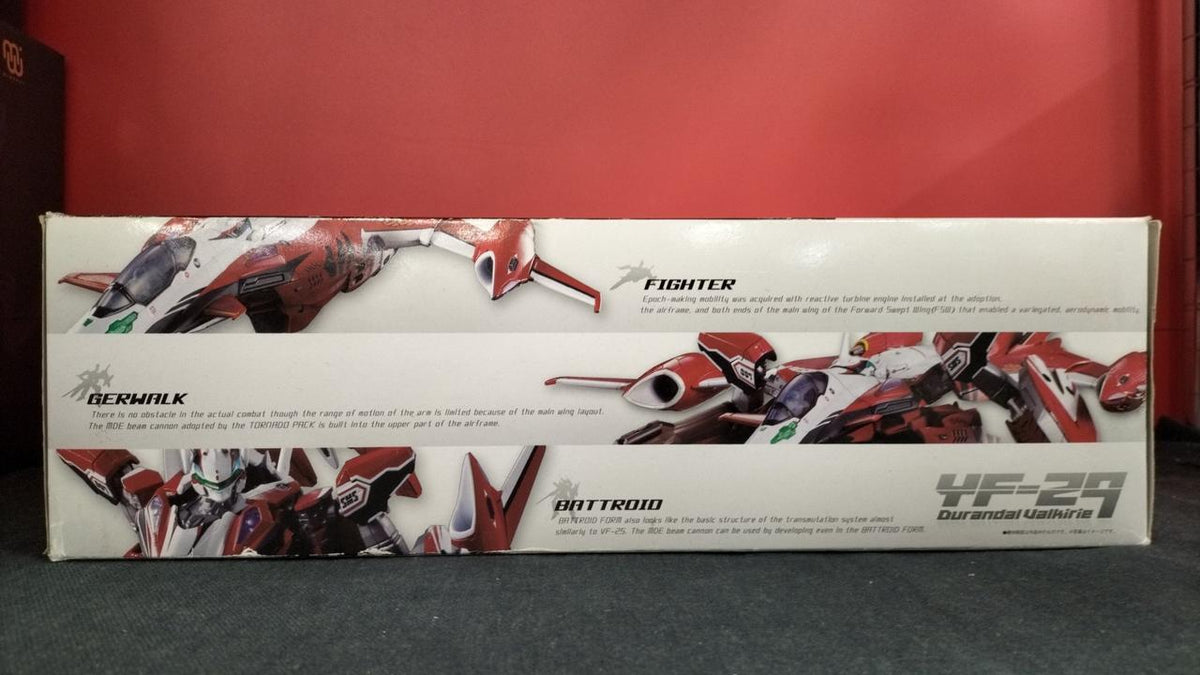 Bandai DX Chogokin YF-29 (Alto Model) DX Chogokin