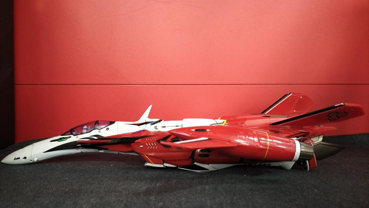 Bandai DX Chogokin YF-29 (Alto Model) DX Chogokin