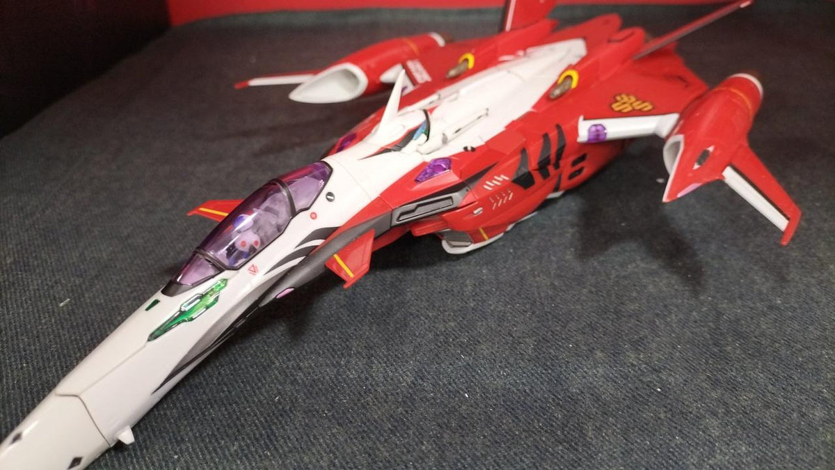 Bandai DX Chogokin YF-29 (Alto Model) DX Chogokin