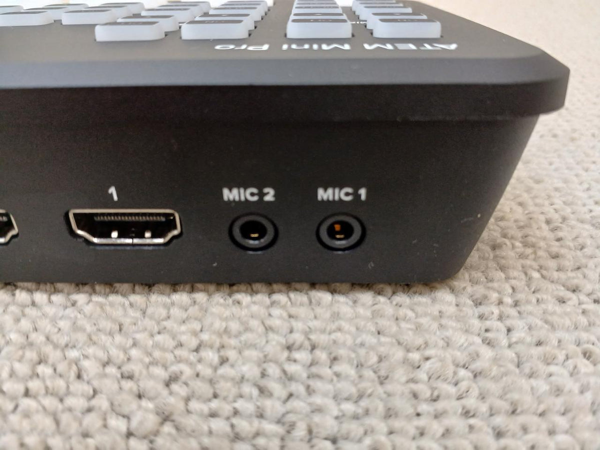 BLACKMAGICDESIGN Streaming Switcher ATEM MINI PRO