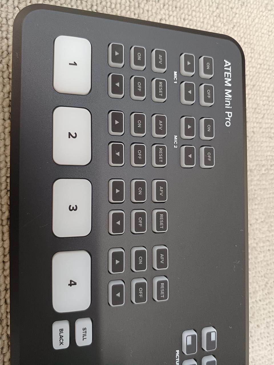 BLACKMAGICDESIGN Streaming Switcher ATEM MINI PRO