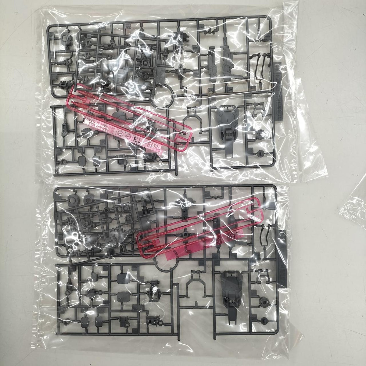 BANDAI Gunpla HGUC Red Three Stars Set