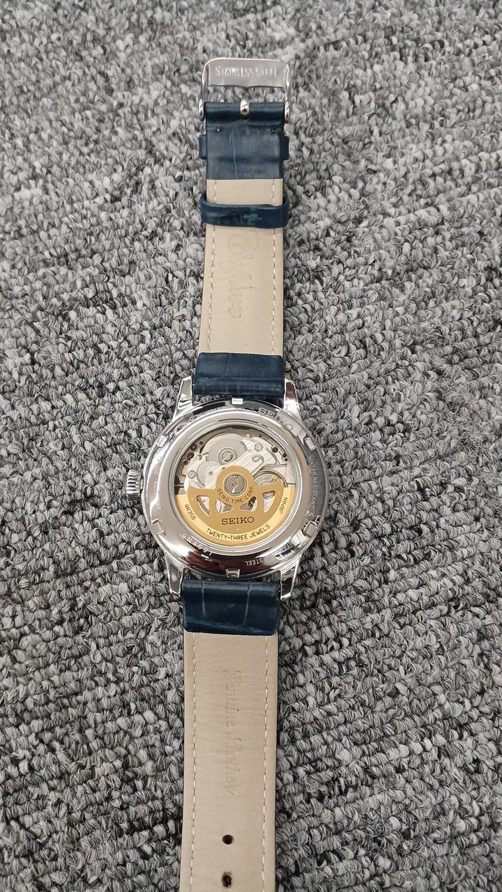 SEIKO Automatic 4R35-01T0
