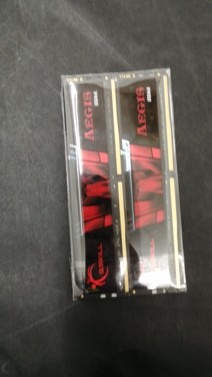 G.SKILL DDR4 F4-3200C16D-16GIS
