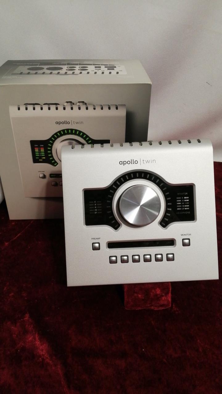 UNIVERSAL AUDIO Audio Interface: APOLLO TWIN