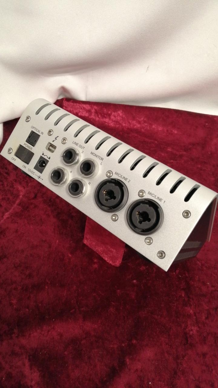 UNIVERSAL AUDIO Audio Interface: APOLLO TWIN