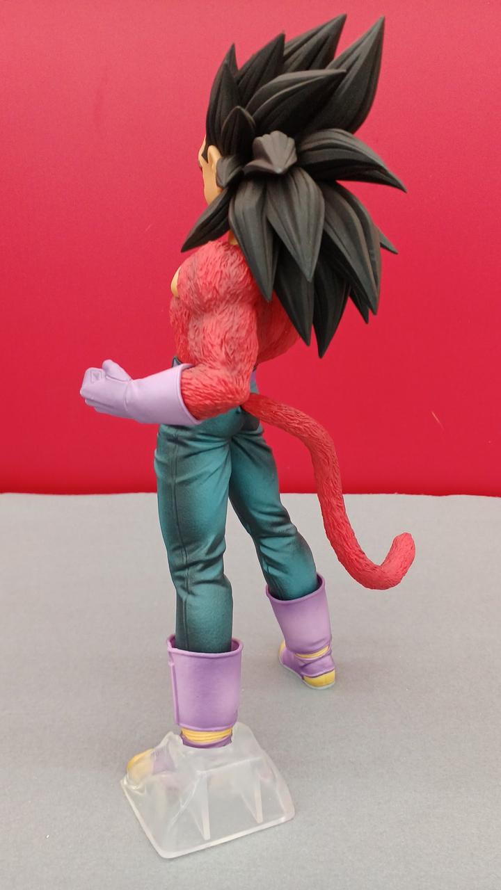 BANDAI Ichiban Kuji Dragon Ball Prize C: Super Saiyan 4 Vegeta