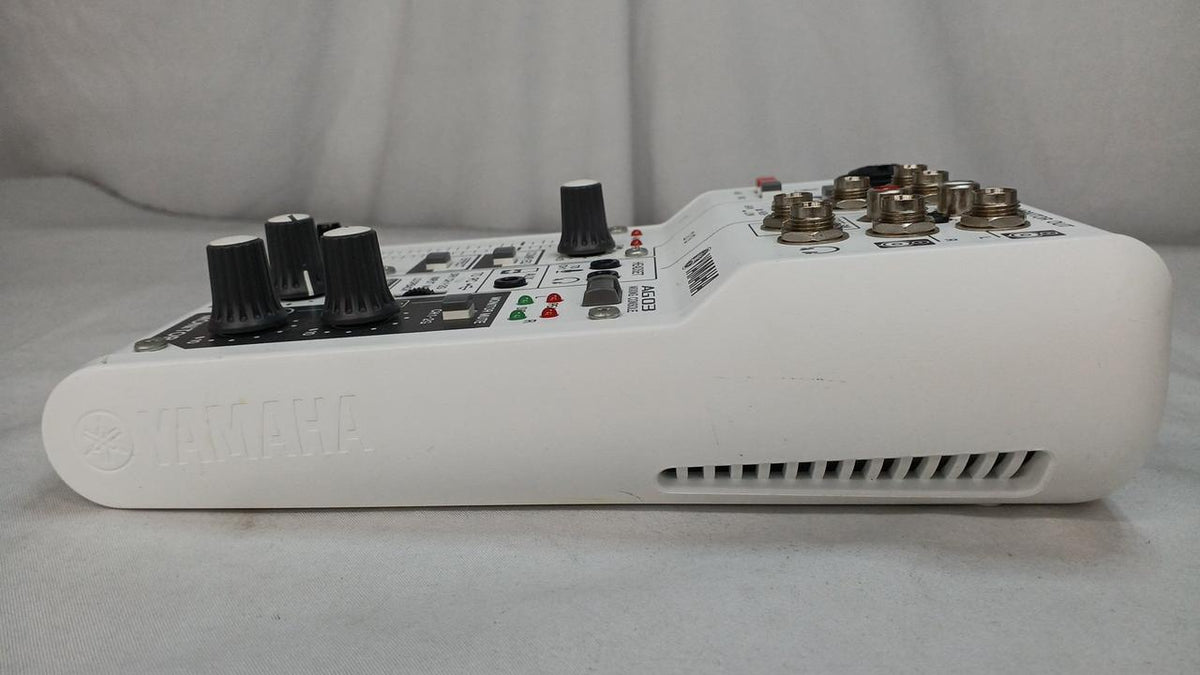 YAMAHA Mixer AG03