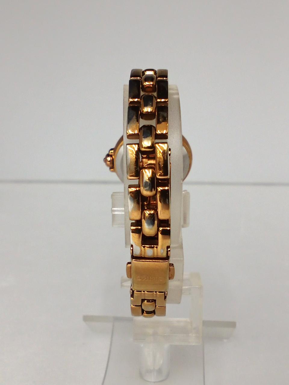 SEIKO Solar Wristwatch V117-0BB0
