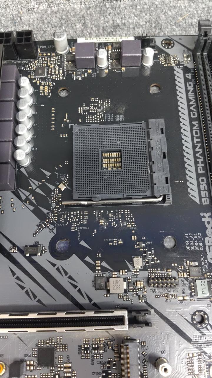ASROCK Motherboard B550 PHANTOM GAMING 4