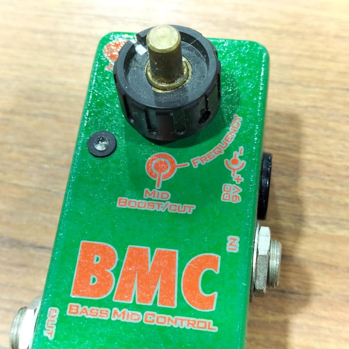 EWS Effects pedal: BASS MID CONTROL
