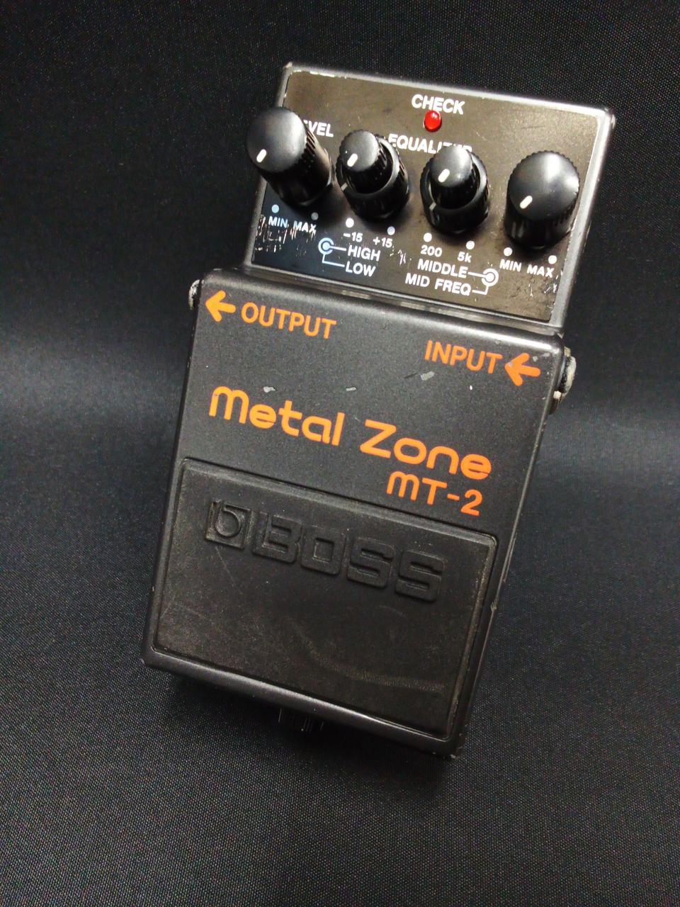 BOSS Effects pedal MT-2