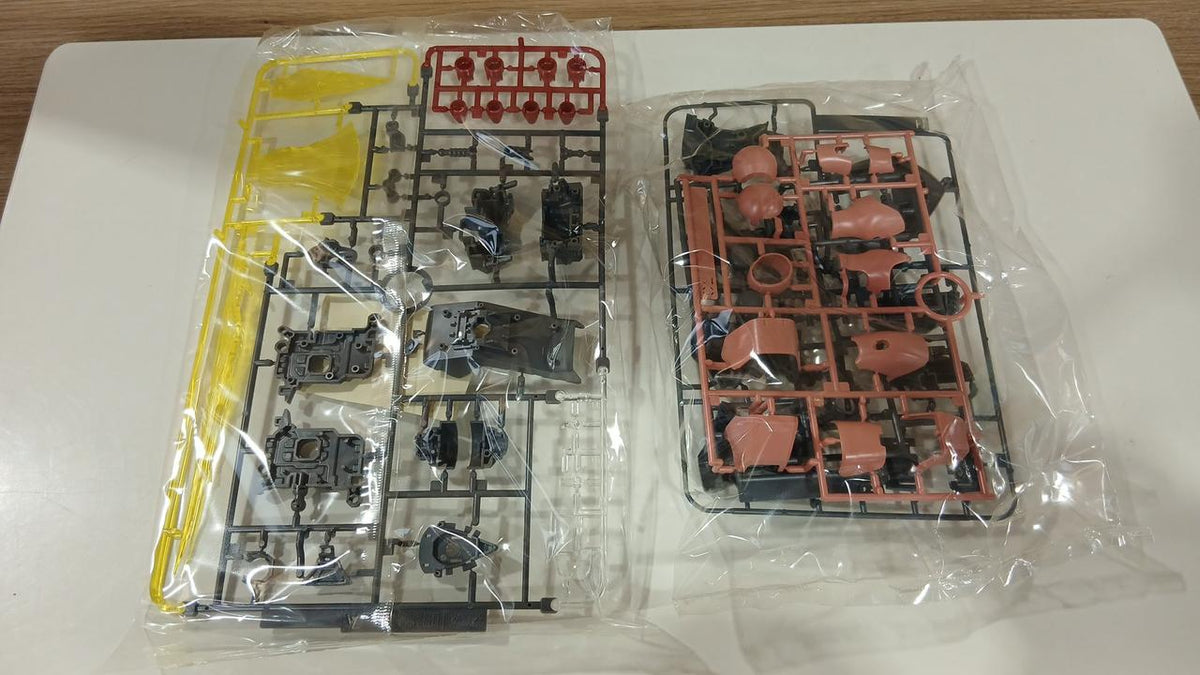 Bandai Mobile Suit Gundam UC MG AMS-119C Geara Doga