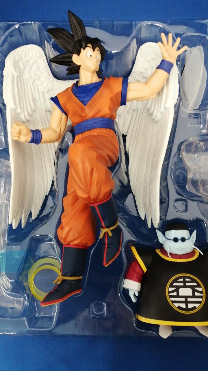 BANDAI Figure Son Goku (with King Kai) "Ichiban Kuji Dragon Ball: Duel to the Future!!"