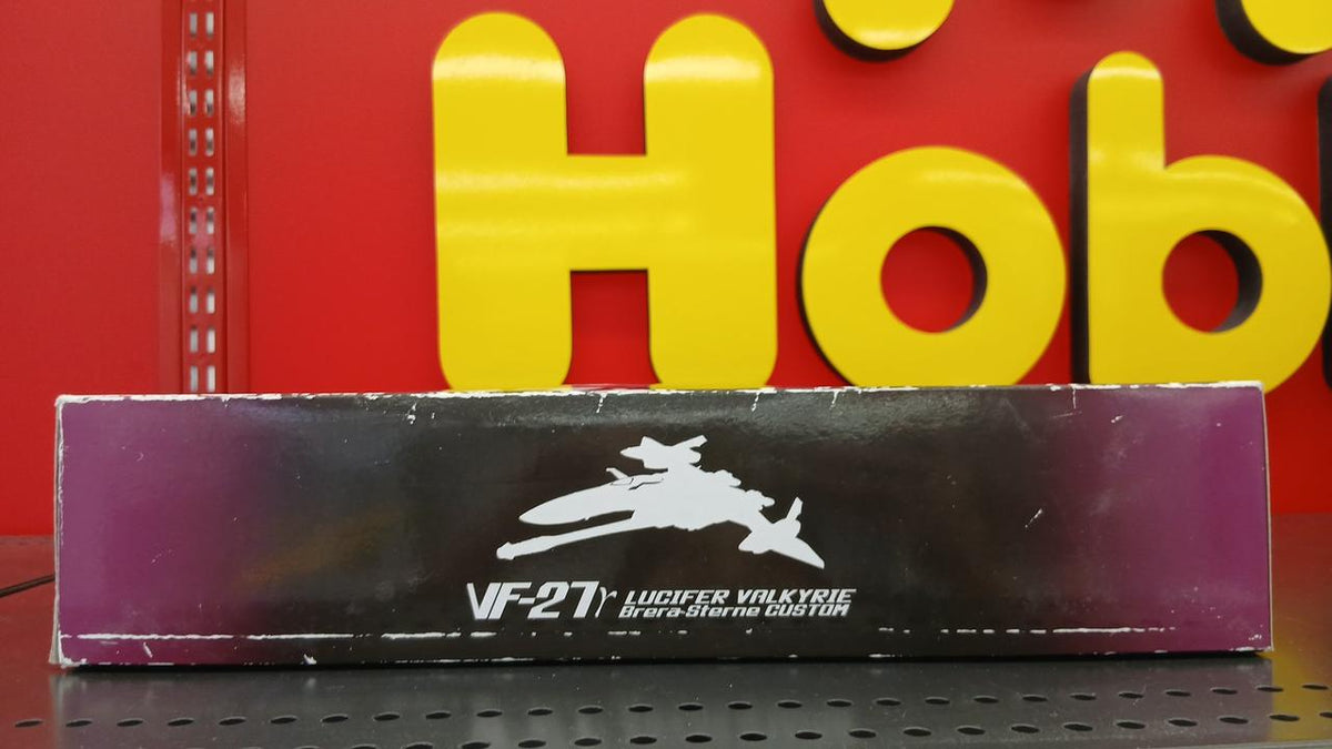 BANDAI DX Chogokin Lucifer Valkyrie〈Brera Stern's Unit〉