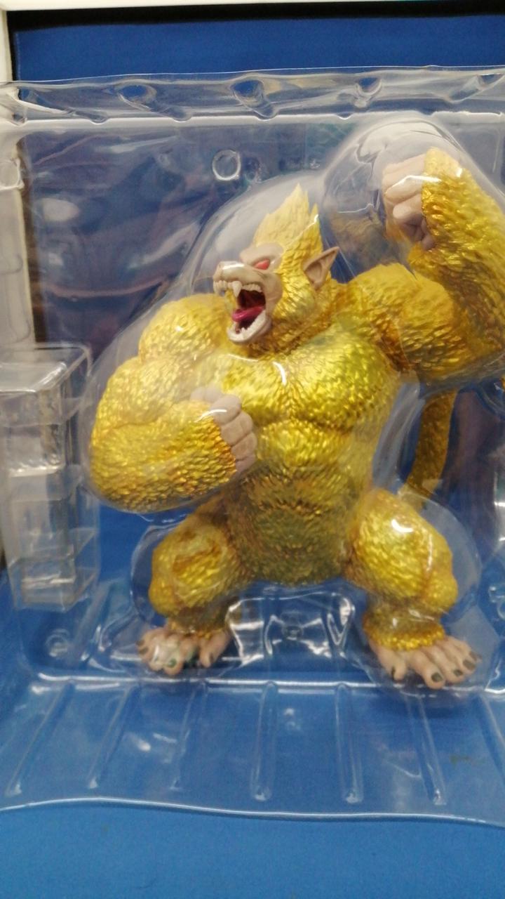 BANDAI Figure: Golden Ape Goku 'Ichiban Kuji Dragon Ball VS Omnibus Ultimate'