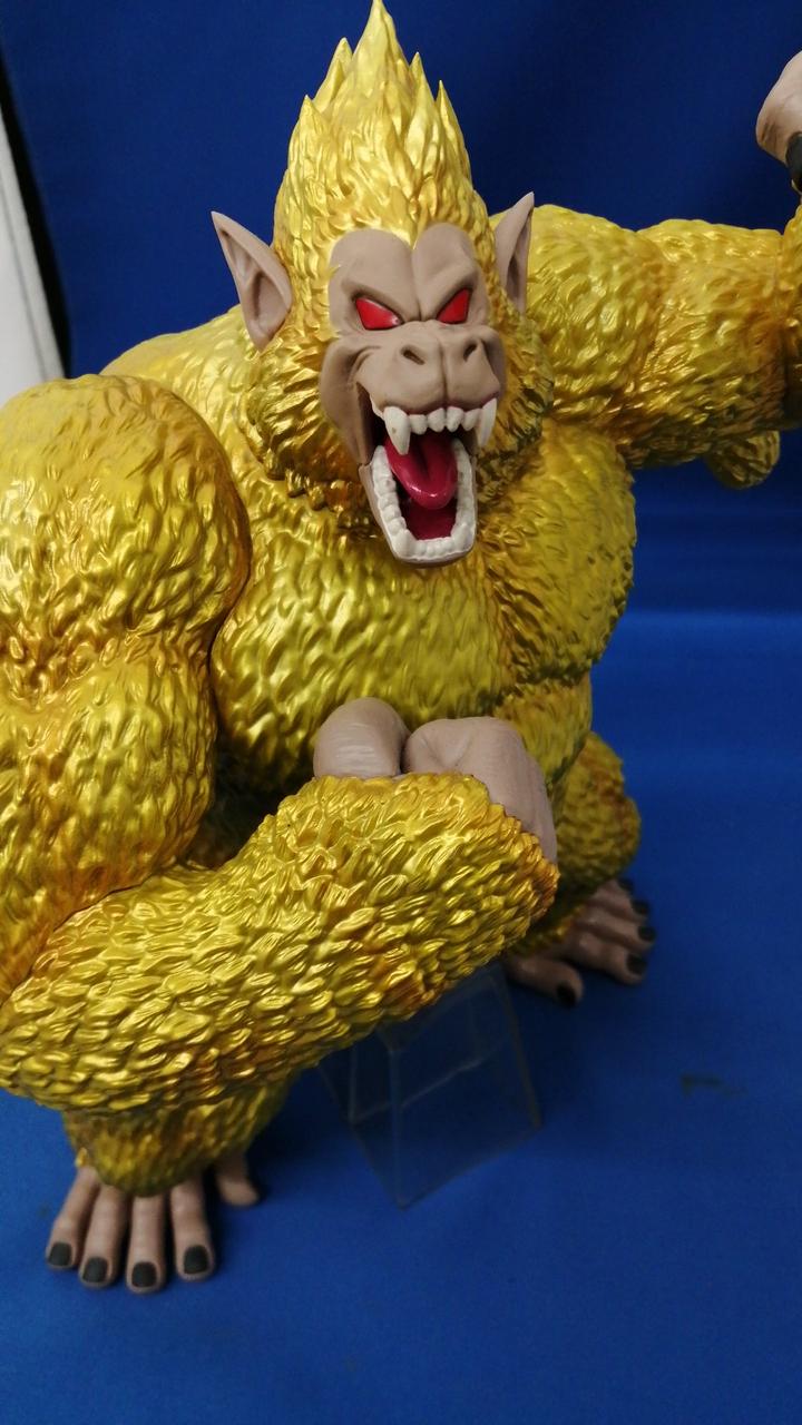 BANDAI Figure: Golden Ape Goku 'Ichiban Kuji Dragon Ball VS Omnibus Ultimate'