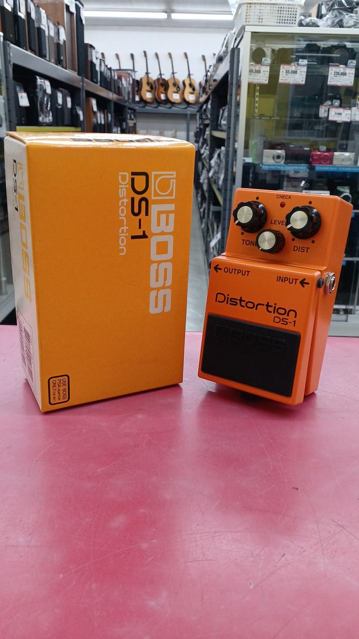 BOSS Distortion DS-1 - Banzai Thrifting | BanzaiHobby