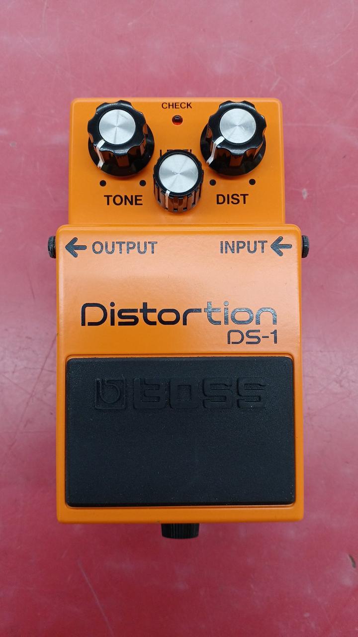 BOSS Distortion DS-1 - Banzai Thrifting | BanzaiHobby