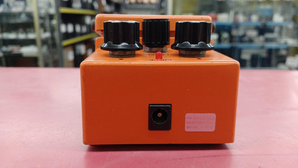 BOSS Distortion DS-1 - Banzai Thrifting | BanzaiHobby