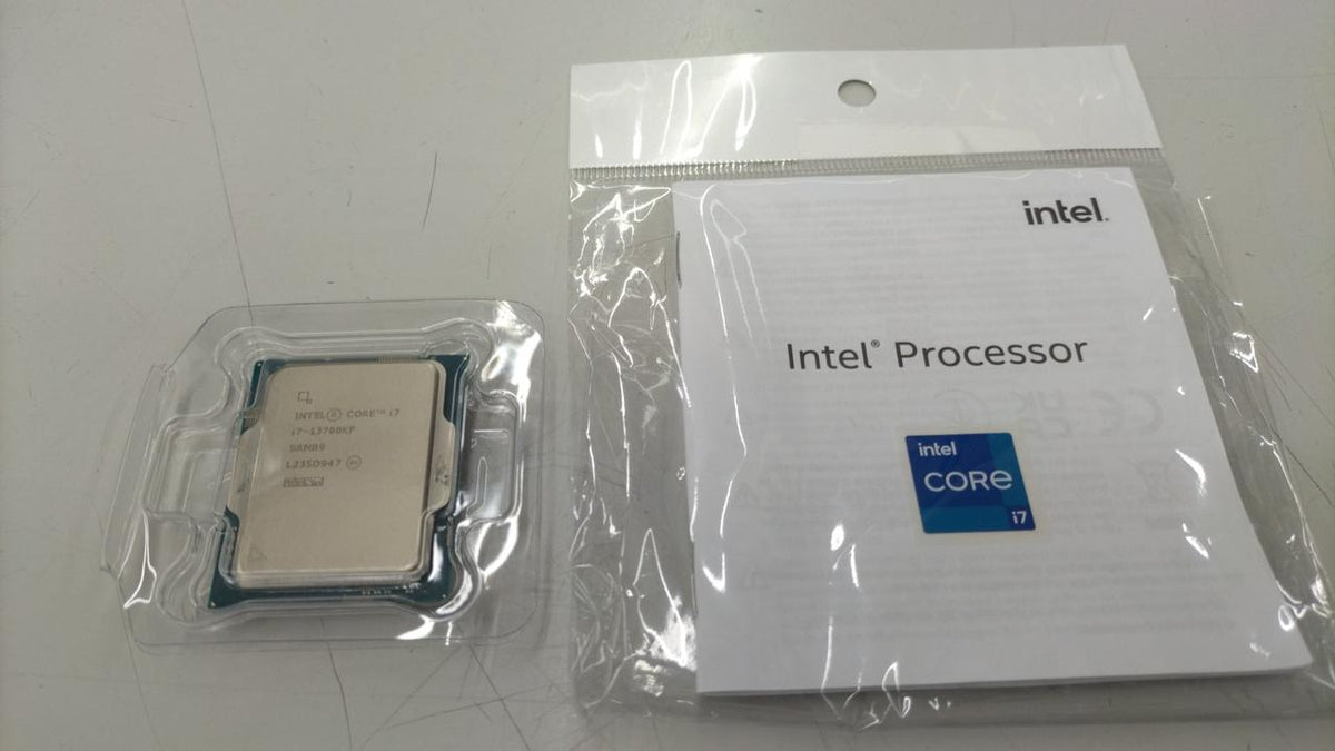 INTEL CPU I7-13700KF