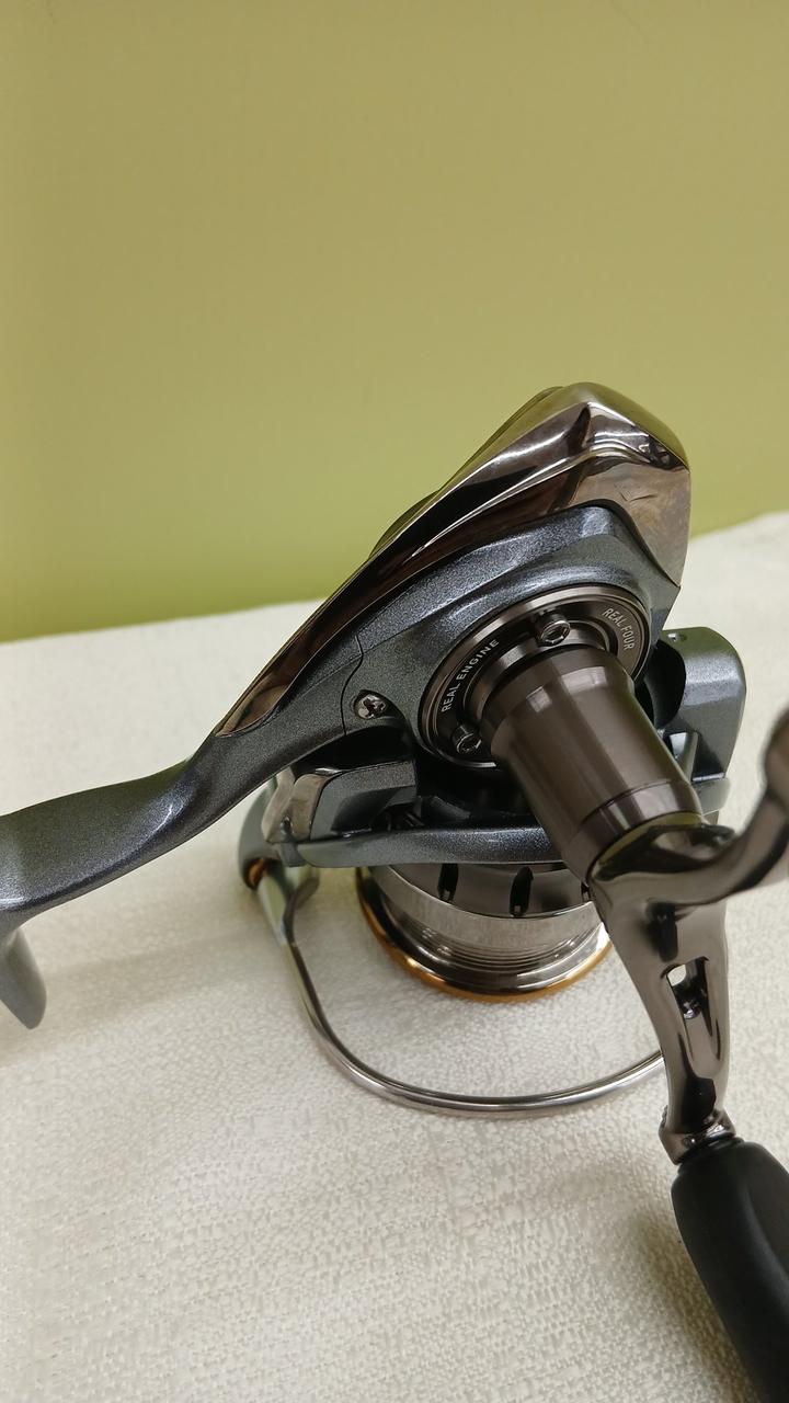 DAIWA Spinning Reel 15 LUVIAS 2508PE-DH