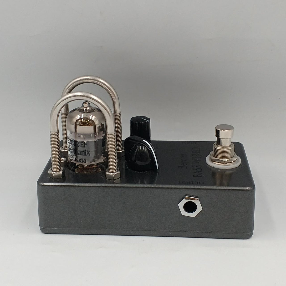 BEYOND Effects pedal: BASS WIRED