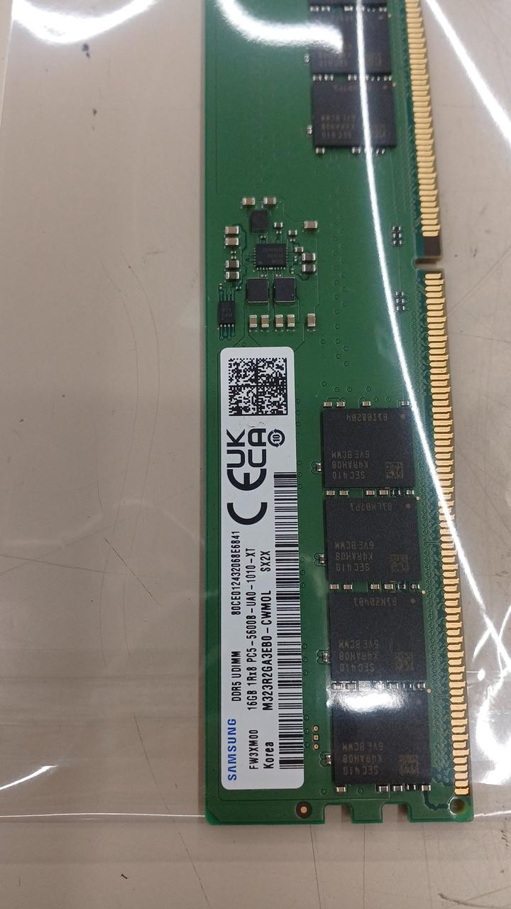 SAMSUNG Desktop Memory (DDR5 16GB) M323R2GA3EB0-CWM0L