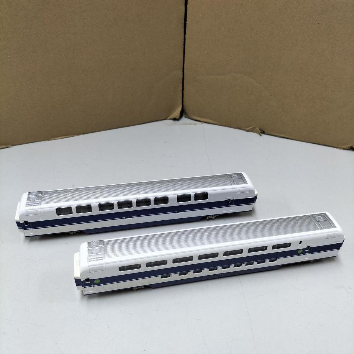 Tomix 100 Series Tokaido & Sanyo Shinkansen 7-Car Set Vehicle Only