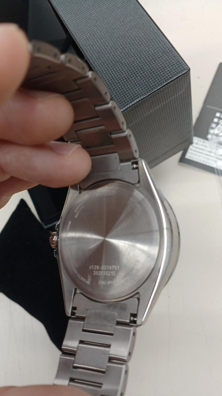 CITIZEN Wristwatch H128-001R701