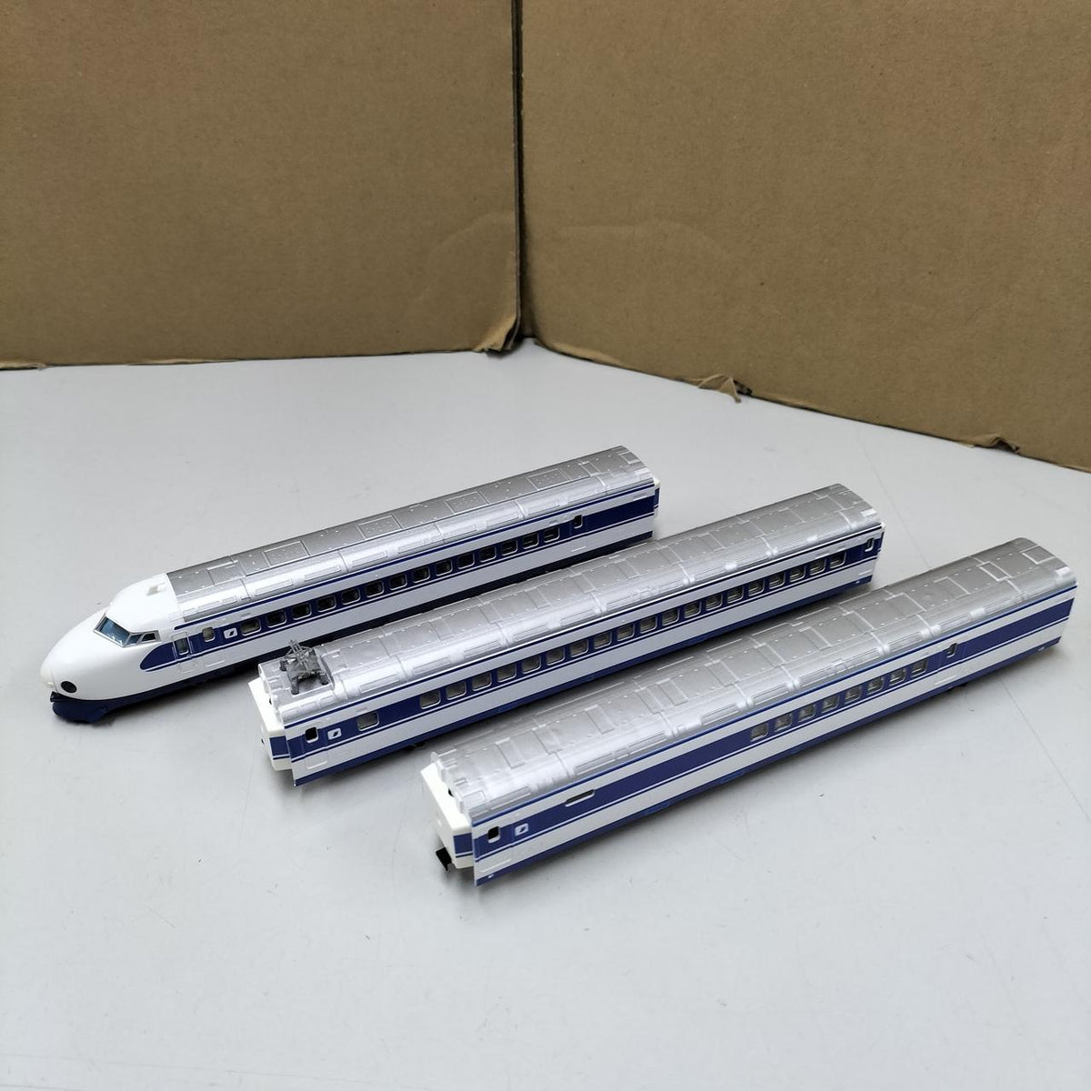 Tomix 7000 Series Sanyo Shinkansen West Hikari 6-Car Set