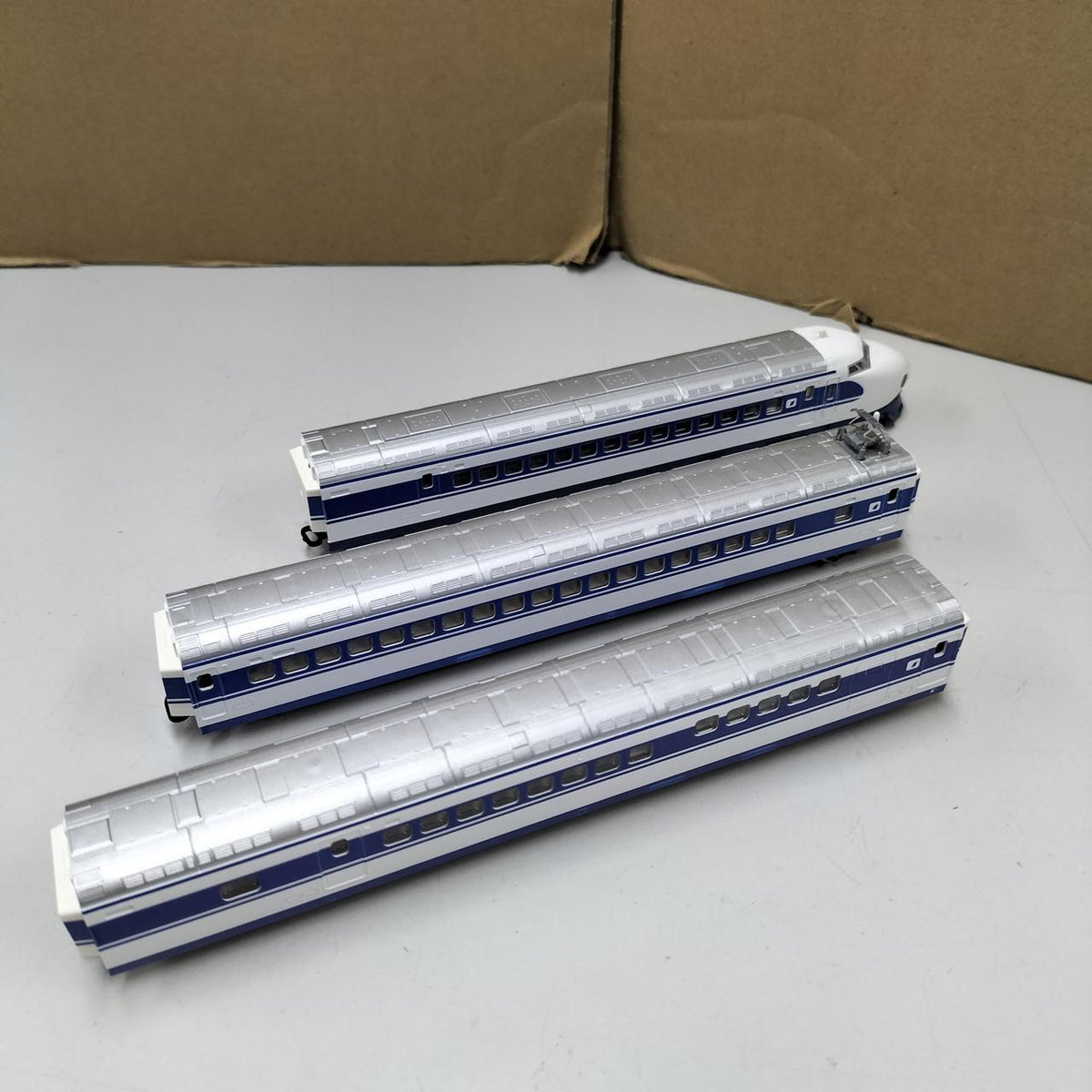 Tomix 7000 Series Sanyo Shinkansen West Hikari 6-Car Set