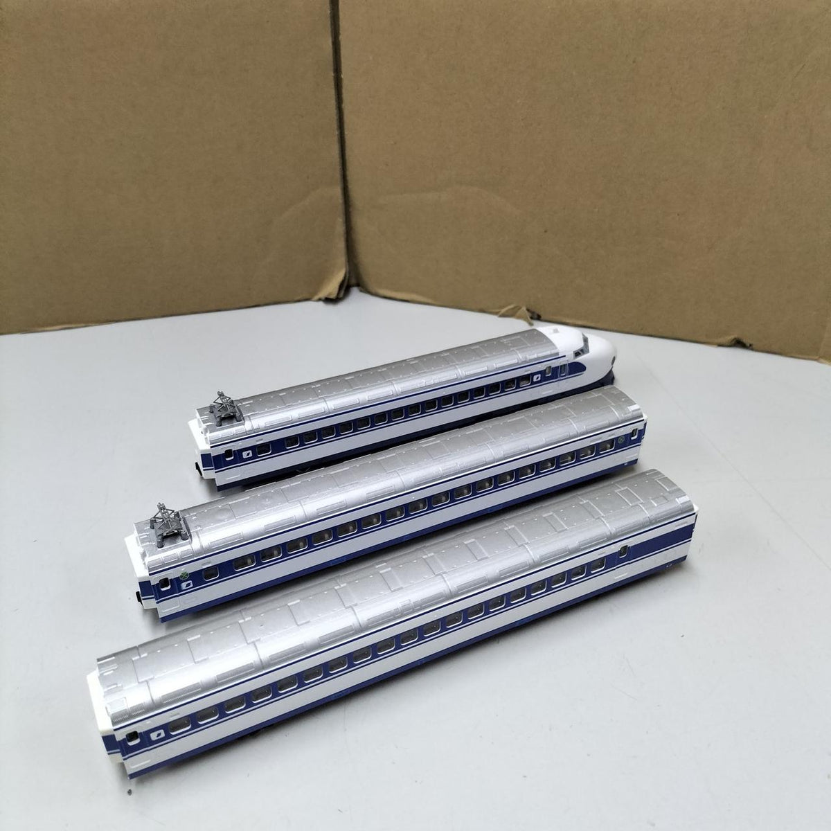 Tomix 7000 Series Sanyo Shinkansen West Hikari 6-Car Set
